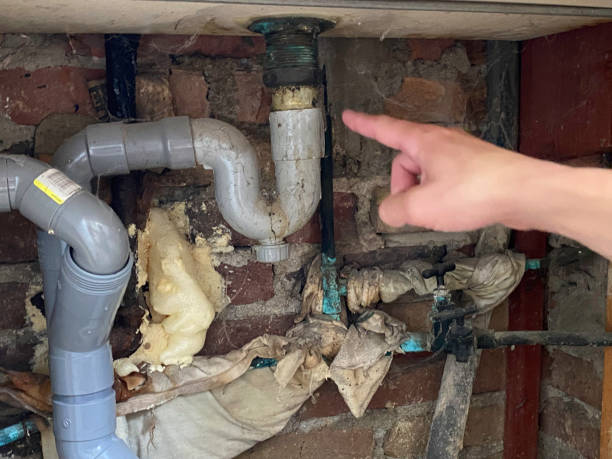 Best Emergency water damage restoration  in Rmel Valley Village, CA